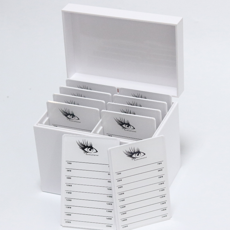 Salone di bellezza 10 strati A - Lash Tile Palette recensione e prezzo