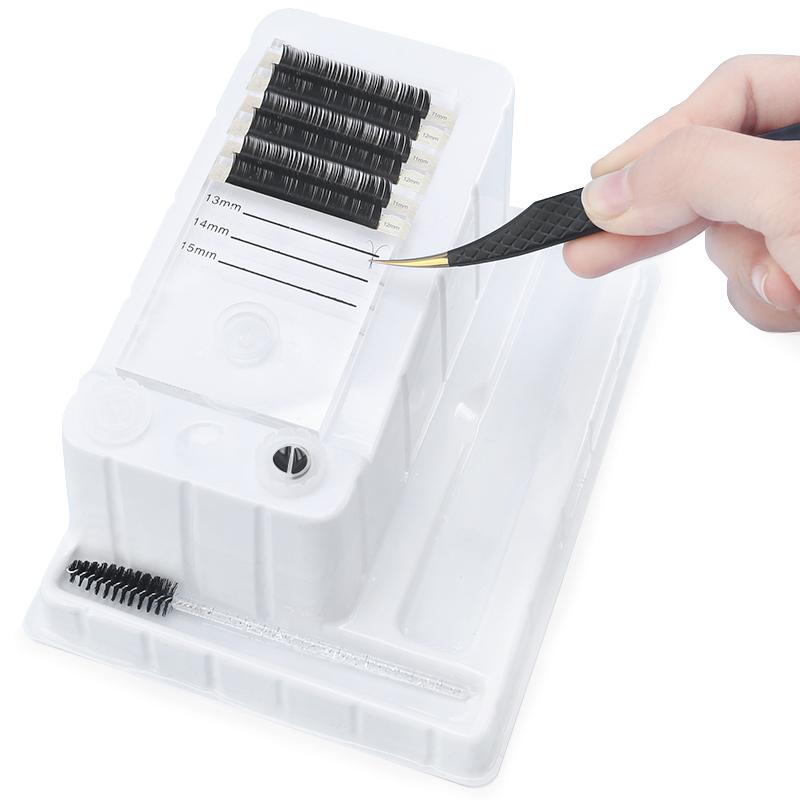 5 in 1 tavolozza per ciglia fi - Lash Tile Palette recensione e prezzo